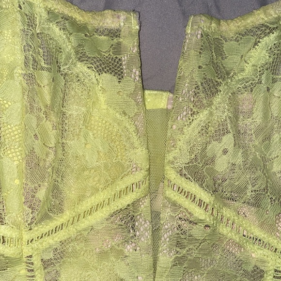 Victoria secret corset - Picture 10 of 17